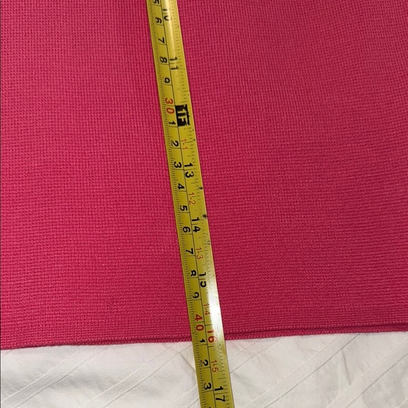 Zara Pink Sleeveless Fitted Crop Tank - Picture 7 of 9